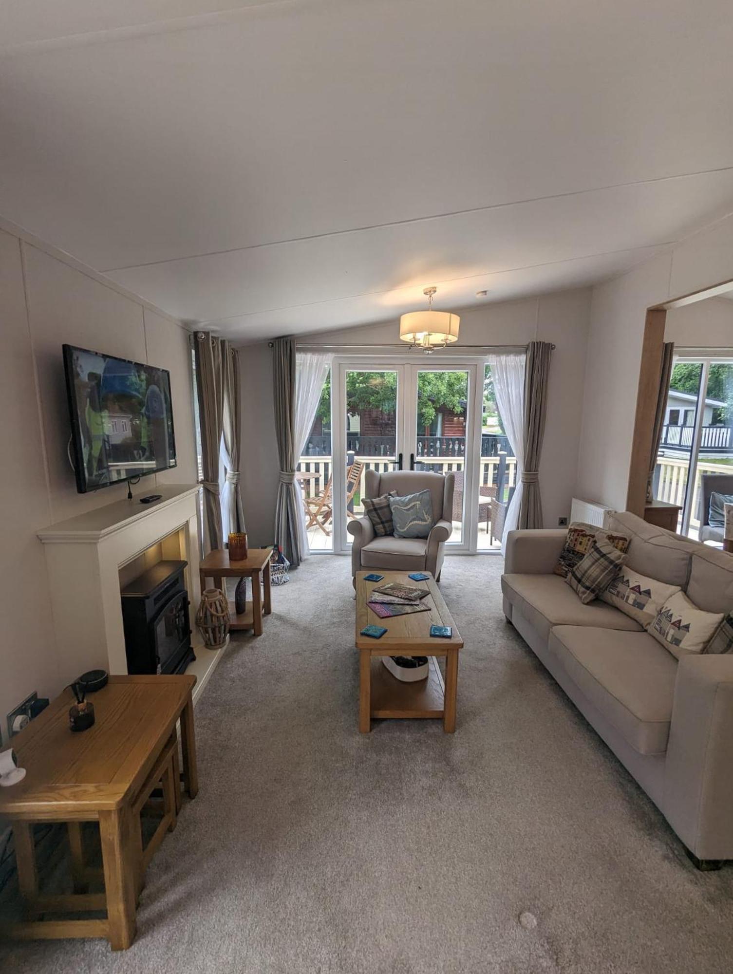 Luxury Stunning Sensation Lodge On 5 Star Shorefield Country Park New Forest Entertainment And Leisure Passes Included Milford on Sea Dış mekan fotoğraf